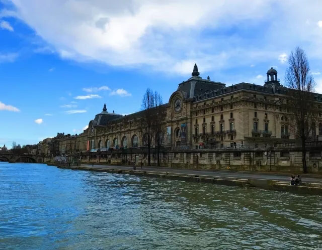 《告白氣球》取景點(diǎn):塞納河畔